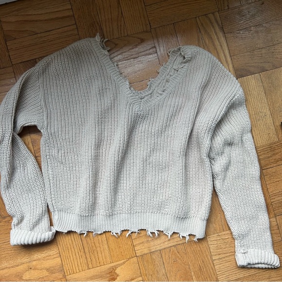 moon & madison Cream V-Neck Sweater - Picture 1 of 3